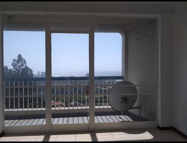 2 BEDROOM APARTMENT RENTED IN DOON HEIGHTS